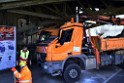 LKW blieb unter Bruecke haengen Koeln Deutz Deutz Muelheimerstr P149